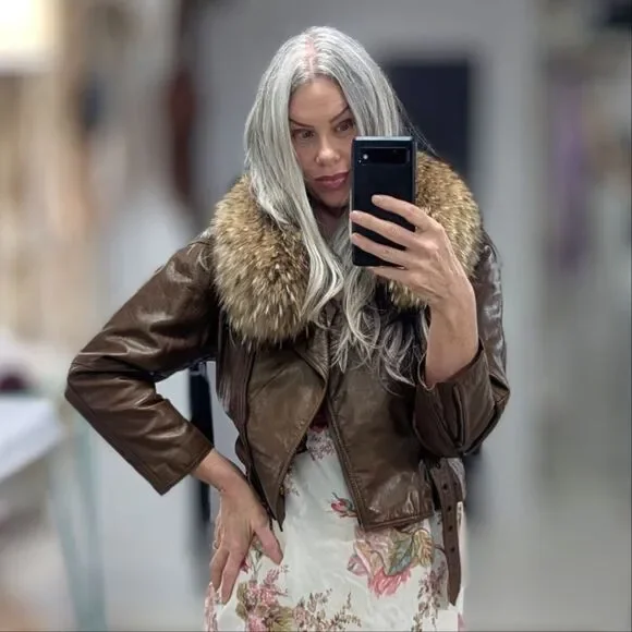 Vintage Italian Crop Leather jacket - Picture 6 of 10